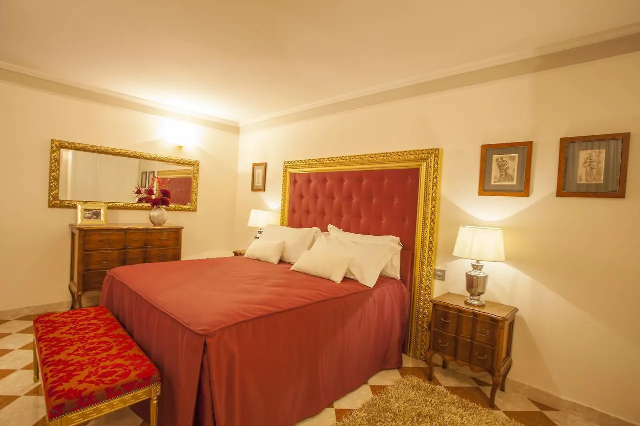 Martins Residence De Luxe 라벤나 아파트호텔
