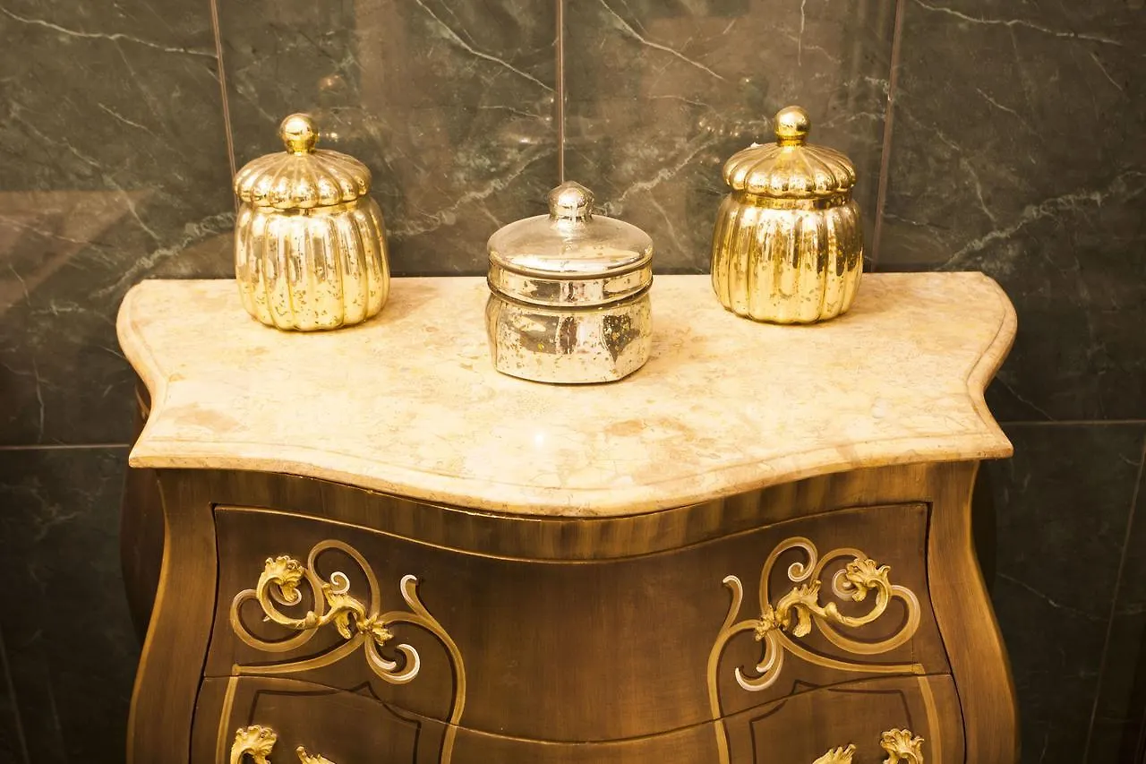 Martins Residence De Luxe 라벤나